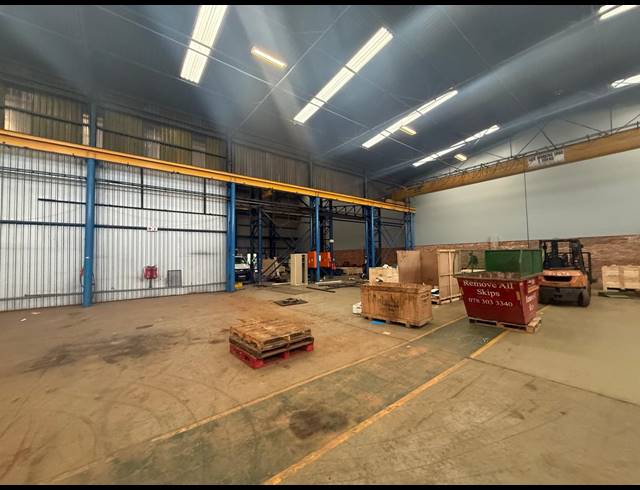 2,808M² WAREHOUSE TO LET IN ALRODE
